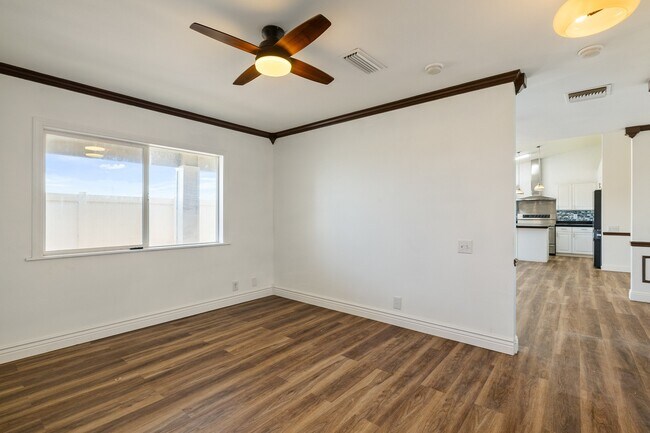 Photo - 4 bedroom, 3 bathroom single family house.
