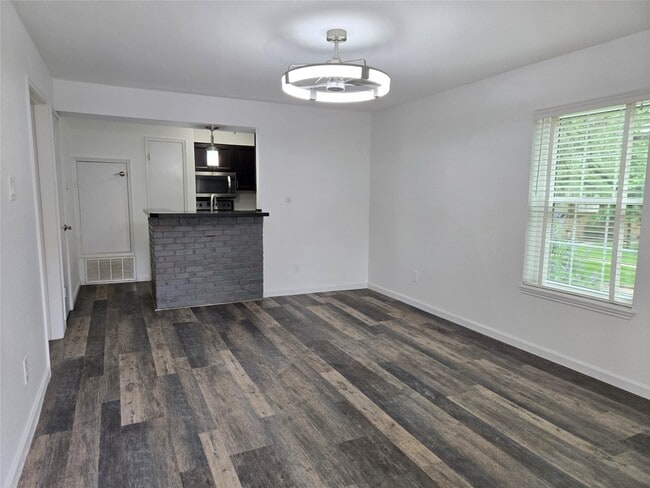 Photo - 839 Wax Myrtle Ln Unit A
