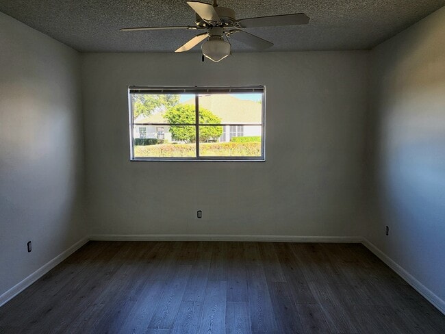 Photo - 8437 SW 90th St Unit C