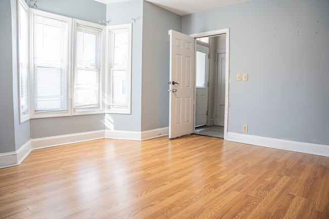 Building Photo - 1 Kendall St Unit 101 Rental