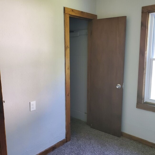 Photo - 2BDRM HOUSE FOR RENT