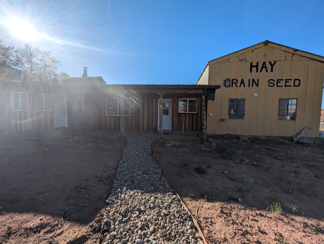 Building Photo - 2690 S Highway 191