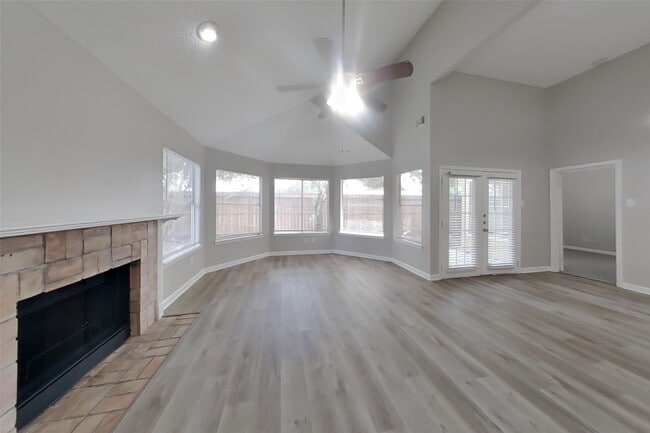 Photo - 16027 Hidden Acres Dr