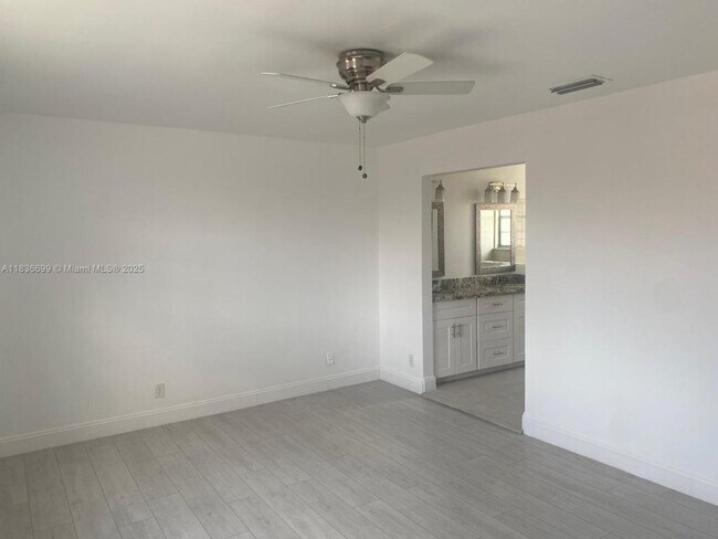 Photo - 3749 NW 107th Way House