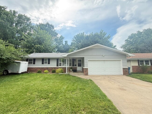 Building Photo - 3 Bed 2 Bath Springfield, MO