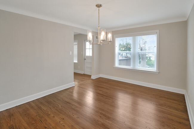 Photo - 8729 Bridgeport Ave