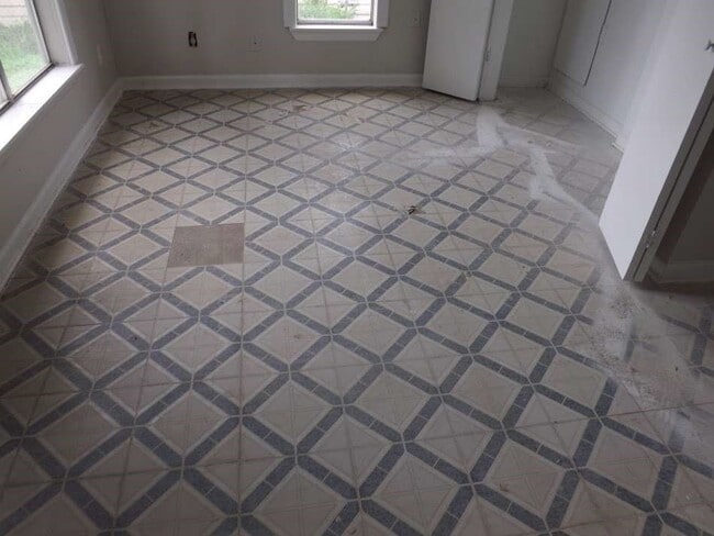 Photo - 7201 Avenue I