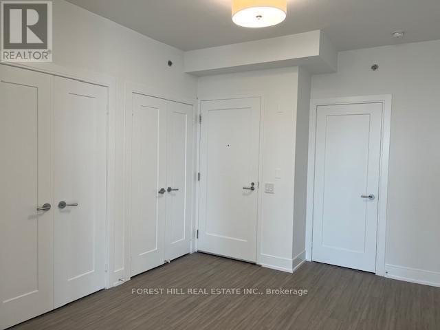 Photo - 310 Tweedsmuir Ave