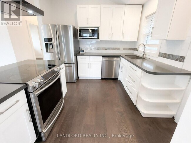 Photo - 18 Deerfield Rd