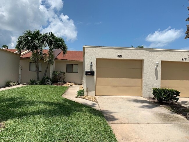Photo - 418 Hawthorne Ct Townhome