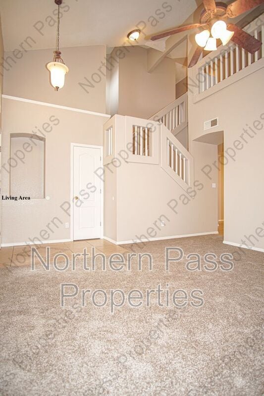 Photo - 10790 Adin St