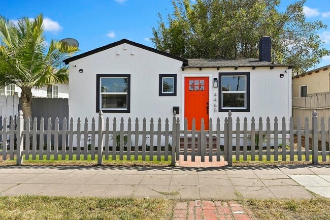 Building Photo - 4465 Orange Ave Rental