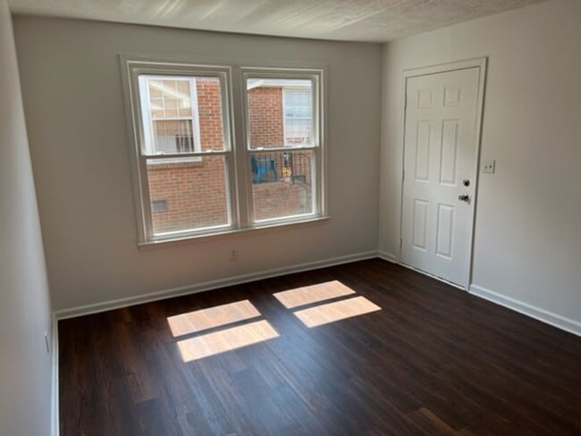 Photo - 254 35th Ave N