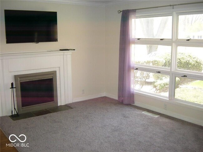 Photo - 5655 N Parker Ave