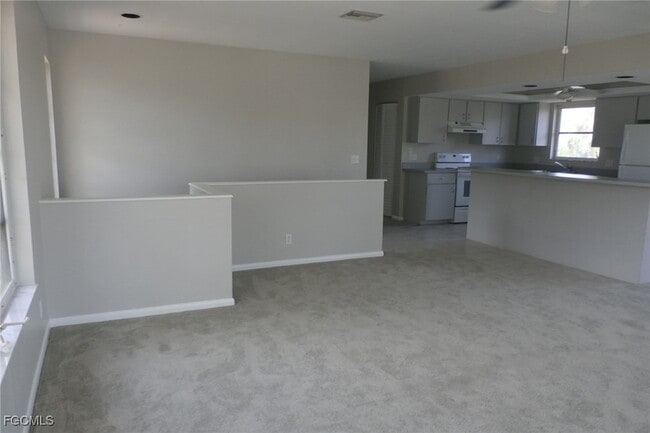 Photo - 374 Connecticut St