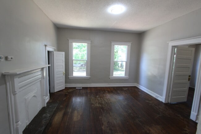 Photo - 215 Stewart Ave