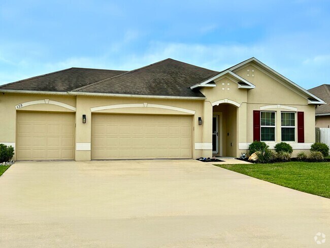 Building Photo - 5 bedroom home with fenced in yard!!!