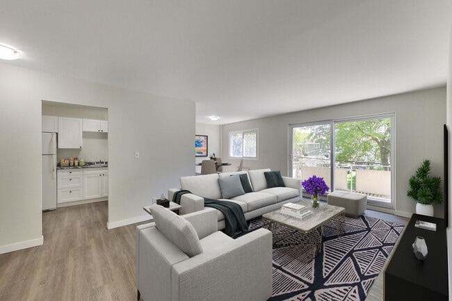 Freshly Renovated 2 Bedroom 1 Bathroom Apartment! - Freshly Renovated 2 Bedroom 1 Bathroom Apartment! Unit 111