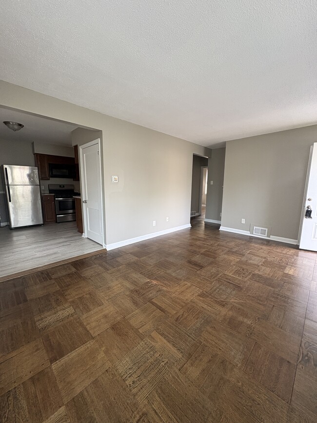 Photo - 228 Phillips Ave