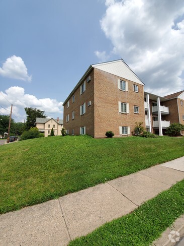 Building Photo - 255 Gay St Unit C4 Rental