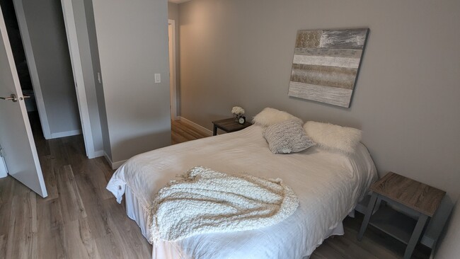 Photo - 475 St Anne's Rd Unit 416