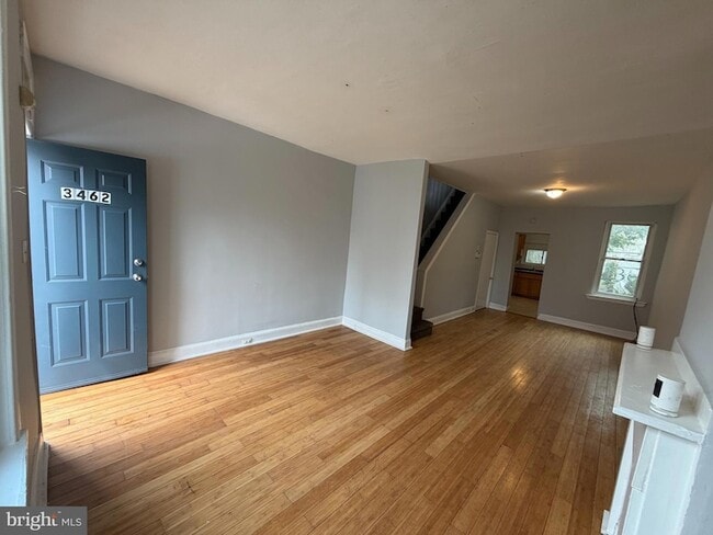 Photo - 3462 N Lee St