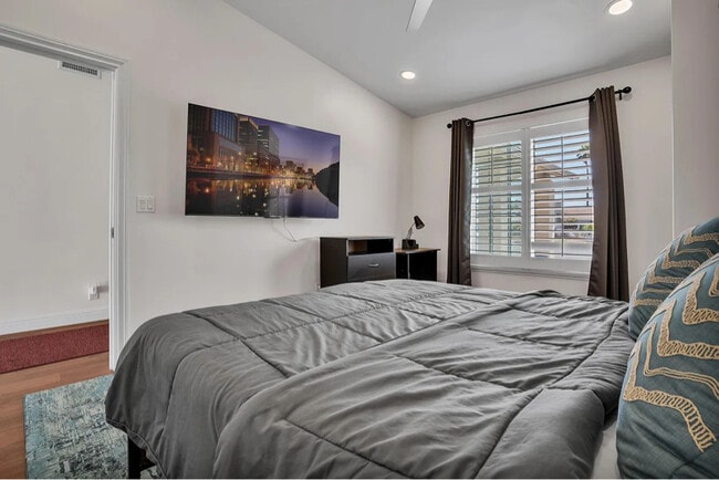 Photo - 3784 Nectarine Cir