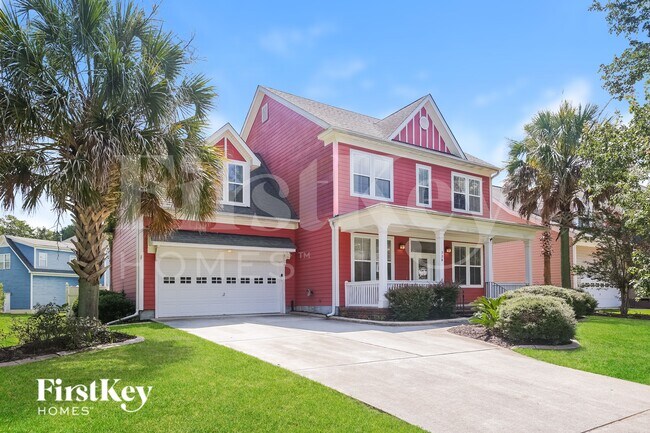 228 Silverwood Ln