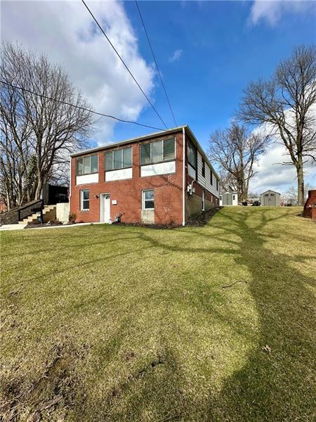 Photo - 1668 Obey St