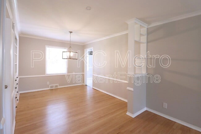 Building Photo - 7804 Tomahawk Rd Rental