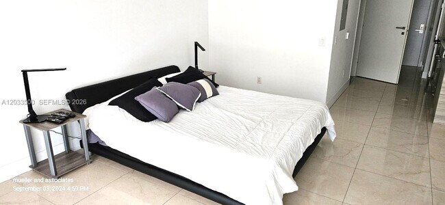 Photo - 1300 Brickell Bay Dr Unit 2112