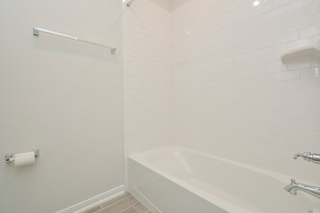 Photo - 8634 Herring Ln