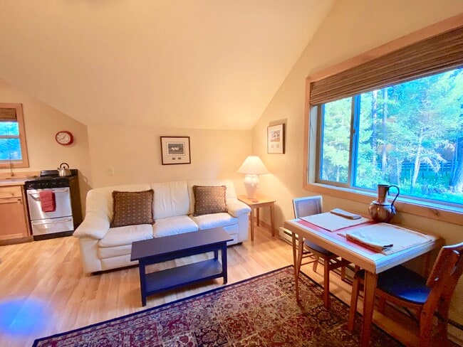 Photo - 744 Hidden Valley Dr Unidad Peaceful Apt in the Woods