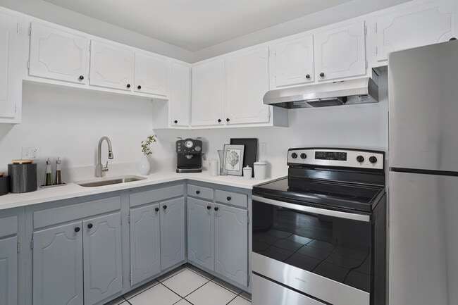 Rockway Commons