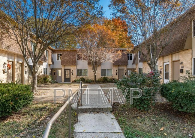 Photo - 7276 Broadwyn Dr