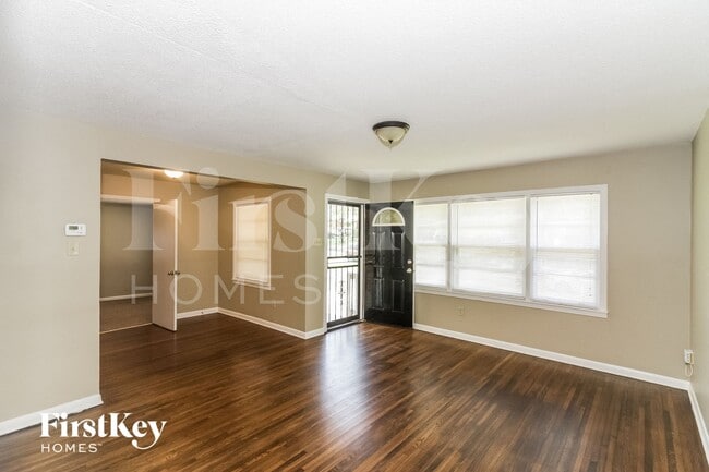 Photo - 1347 Wilbec Rd
