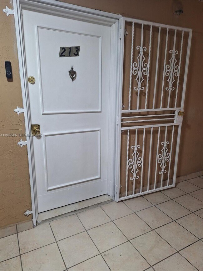 Photo - 250 NW 107th Ave Unit 213