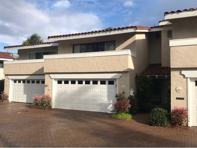 Building Photo - 4453 West Coast Hwy