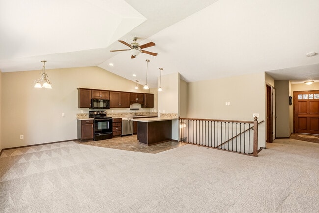 Photo - 11830 N Bedivere Dr
