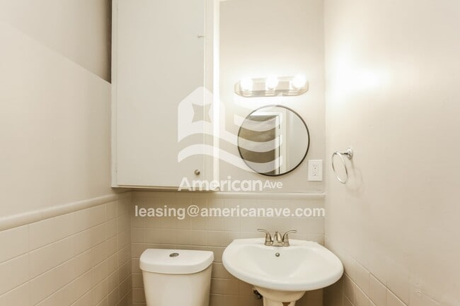 Photo - 1051 Westway St