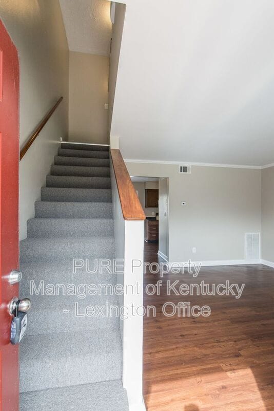 Photo - 209 Landings Dr