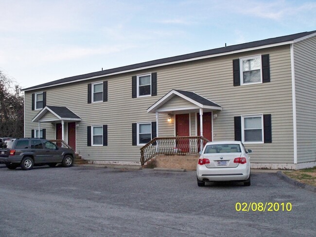 Buccaneer Village - Buccaneer Village Apartments