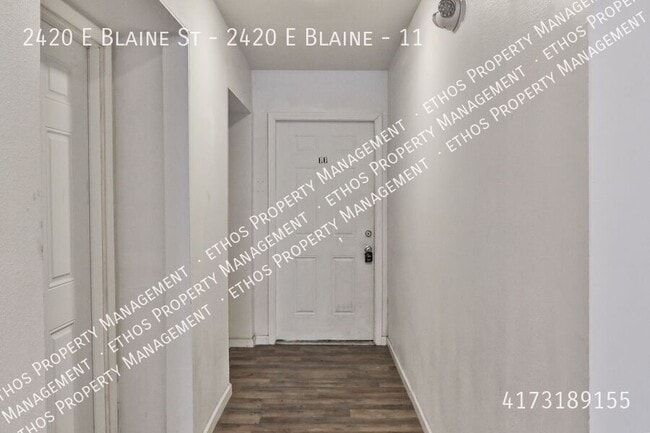 Photo - 2420 E Blaine St Unidad 11