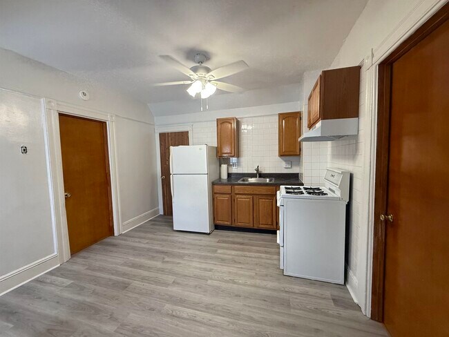 Photo - 347 Avenue C Unit 3