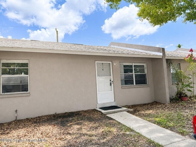 Building Photo - 3225 Murrell Rd Unit 4