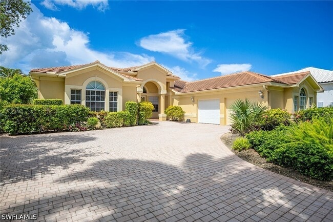 Photo - 25820 Creekbend Dr