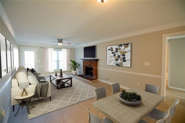 Photo - 1156 Magnolia Way SE