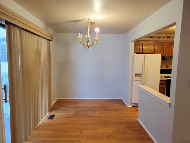 Photo - 877 Cross Creek Dr W Unidad B1