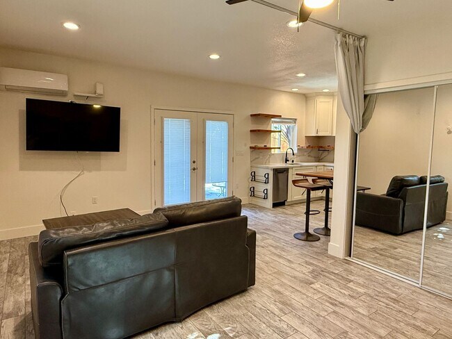 Photo - 990 S Clover Ave Unit #2