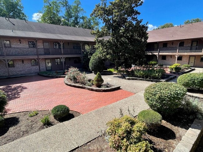 Photo - 221 N Clifton Ave Unit 27